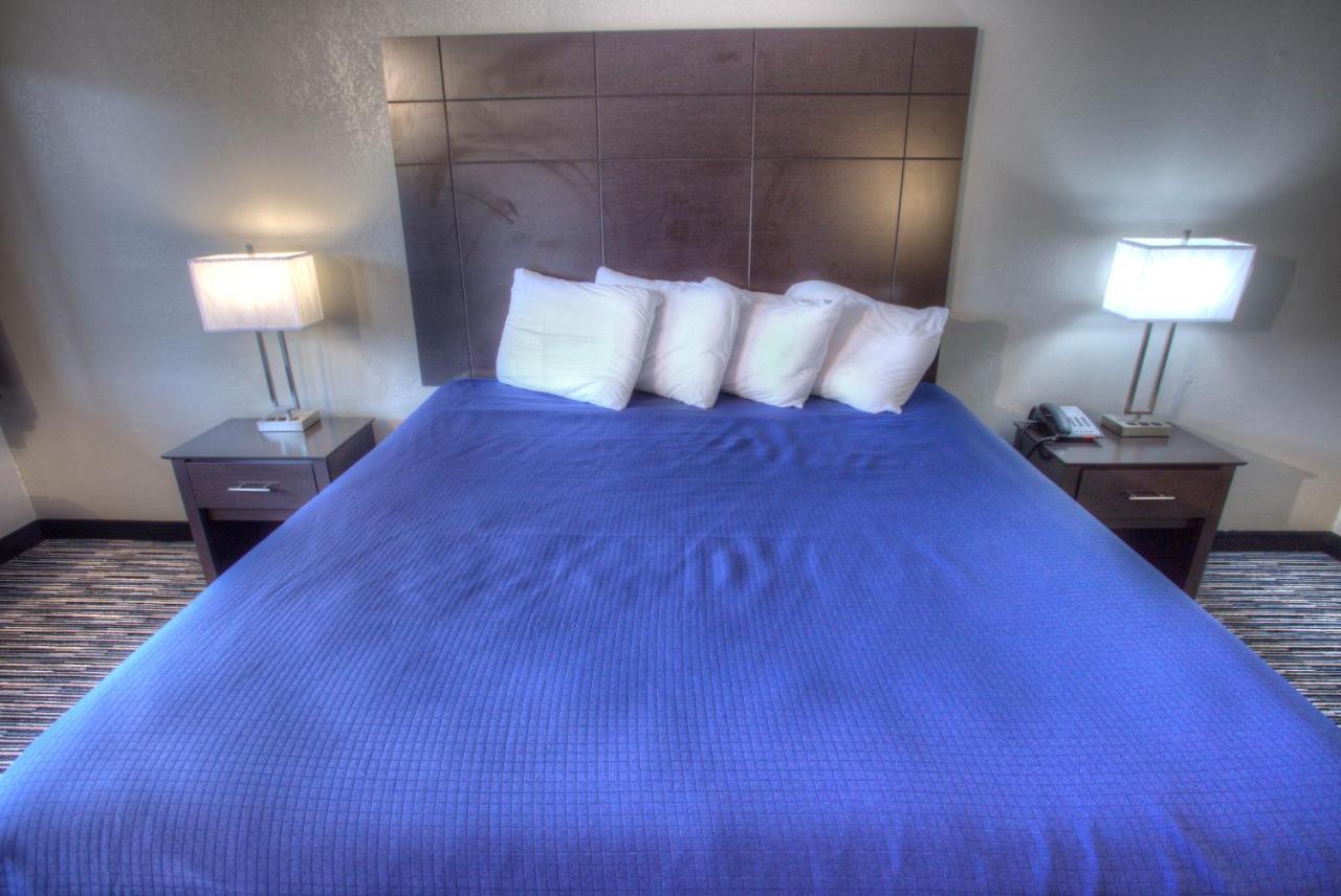 Econo Lodge Helen Bagian luar foto