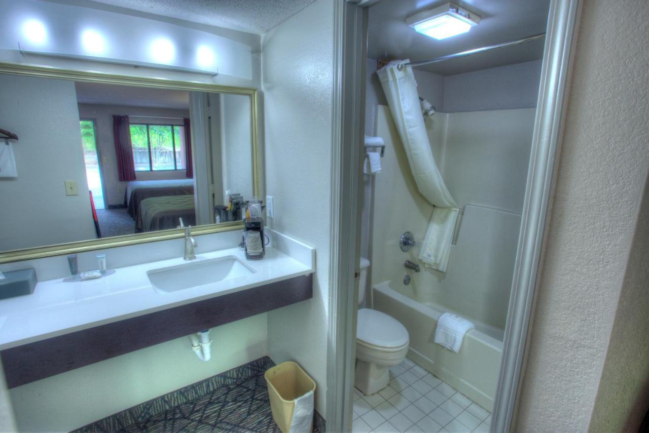 Econolodge In Helen Ga Bagian luar foto